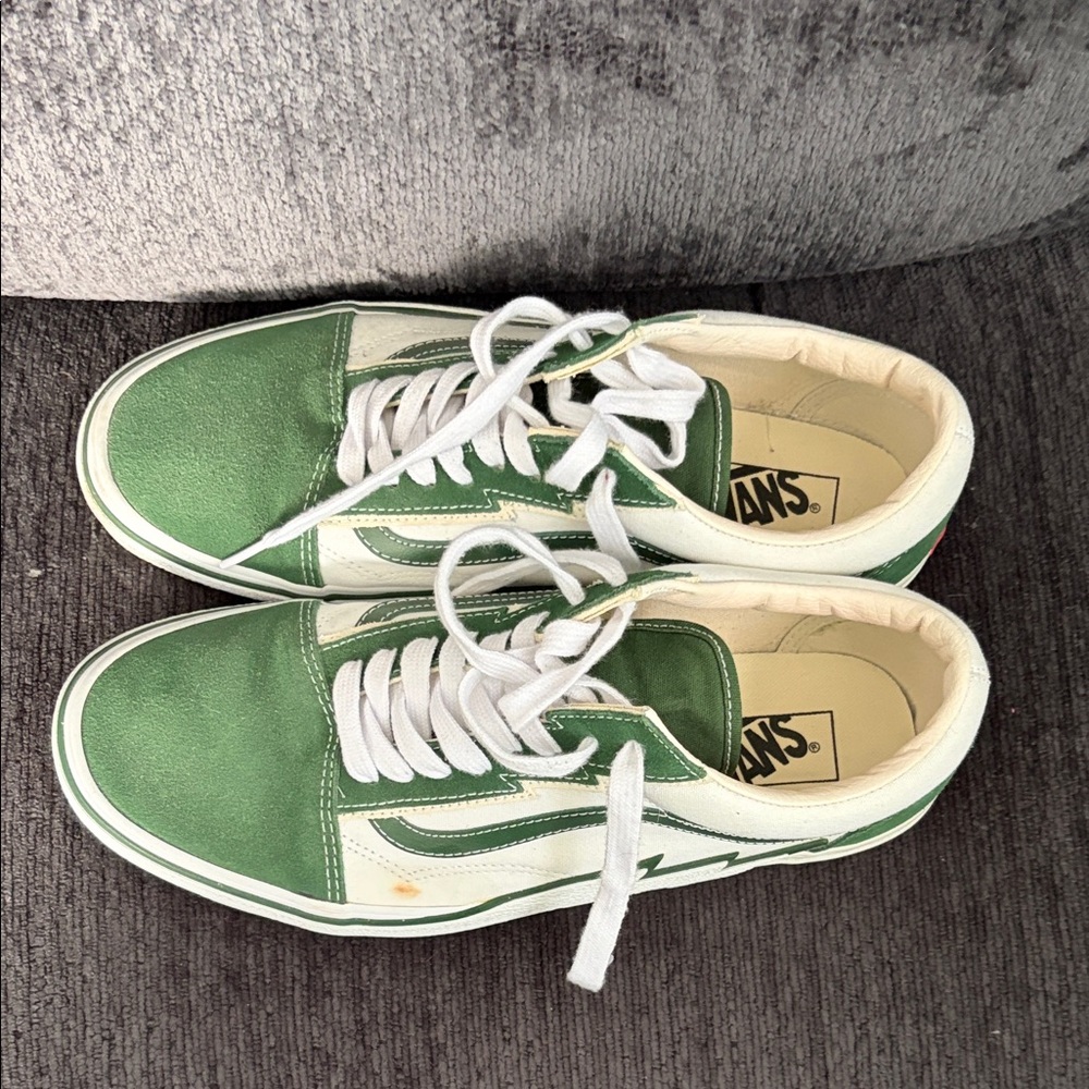 Green and White Van Low-Top Sneakers - Picture 4 of 4